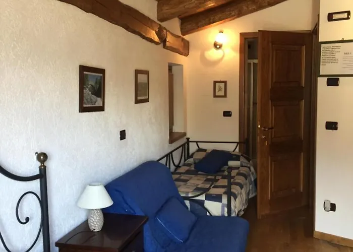 Vinicola23 게스트하우스 리모네피에몬테